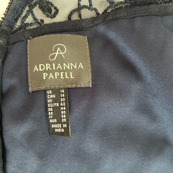 Adrianna Papell navy beaded v-neck dress.  Size 16 - Picture 4 of 11